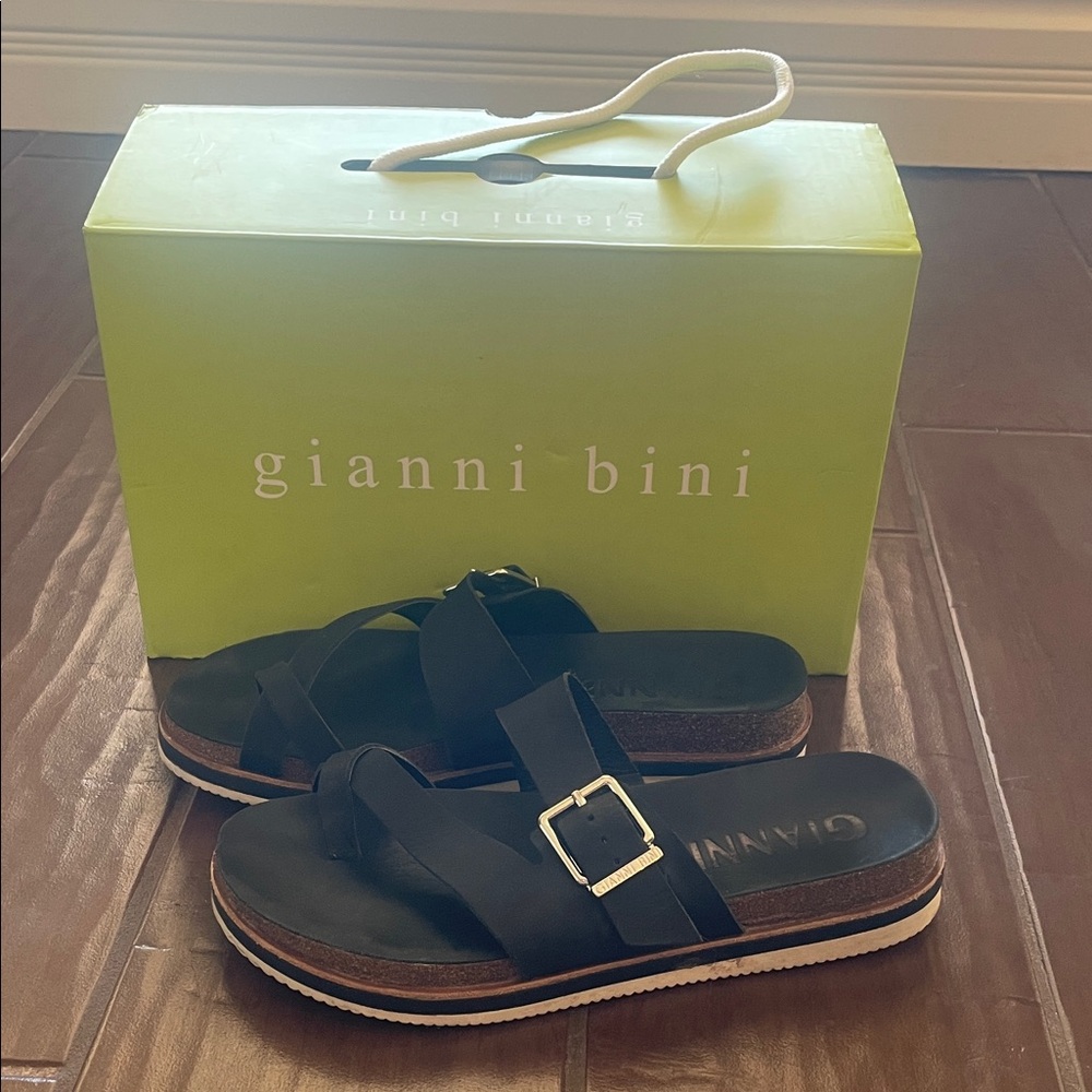 Gianni Bini Black Slide Sandals